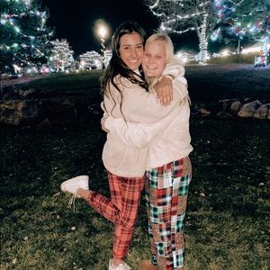 Meet your Posher, Ava